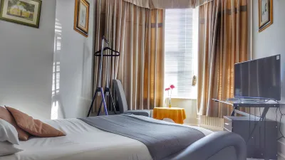 Kensington Hotel
