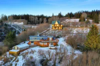 Alaska Adventure Cabins