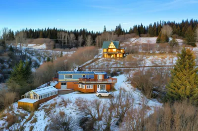 Alaska Adventure Cabins