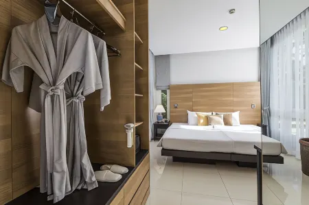 Kantary Beach Hotel Villas & Suites Отели рядом с достопримечательностью «Водопад Сайрунг»