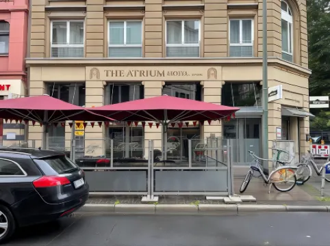 The Atrium Hotel Отели рядом с достопримечательностью «Цайль»