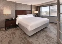 Embassy Suites by Hilton Bethesda Washington DC Các khách sạn ở North Bethesda