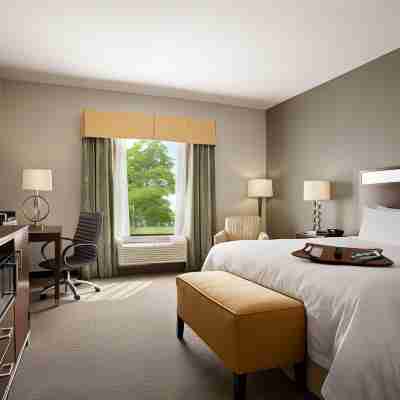 Hampton Inn & Suites Mansfield Rooms