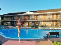 Budget Host East End Hotel in Riverhead Hotels in Quogue