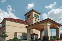 La Quinta Inn & Suites by Wyndham Longview North