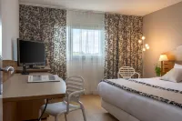 HÔTEL C Suites Chambres Spacieuses Hotel di Nimes