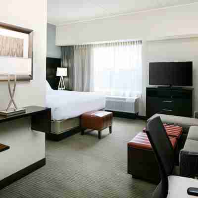 Staybridge Suites Des Moines Downtown, an IHG Hotel Rooms