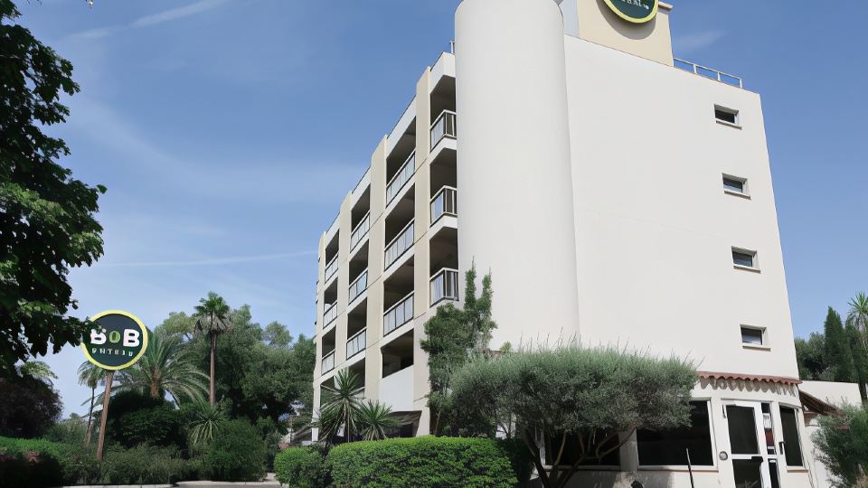 B&B Hotel Hyeres