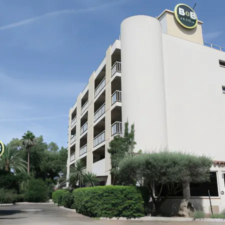 B&B Hotel Hyeres