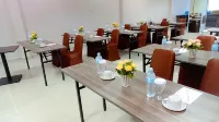 OYO 1298 D'lira Syariah Hotel Hotels in Simpang Empat