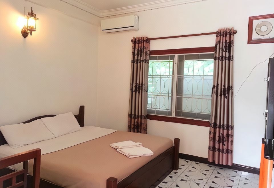 Khamsaner Hotel - Housity