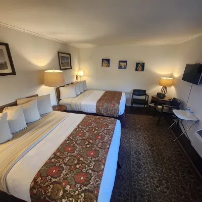 Roadrunner Lodge Motel