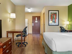 Extended Stay America Suites - Detroit - Farmington Hills