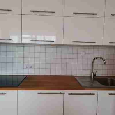 Stunning 1-bed Apartment in Neuss Rooms