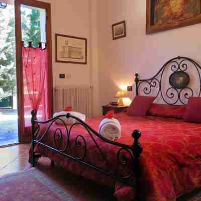 Villa Sant’Uberto Country Inn Rooms