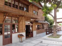 Tie Dao Hotel Hotellit kohteessa Baihe District