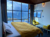 Nivriti Stays Hotels in Tehri Range
