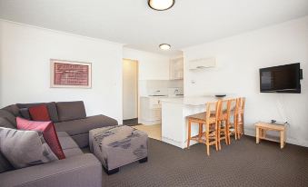 Centralpoint Motel