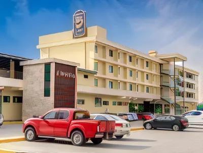 Hotel 5 Inn Select Hoteles cerca de Plaza de los Fundadores
