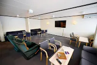 Karivollen Overnatting Hotels in Tiller