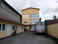 Batu Emas Inn Timika Hotels in Timika