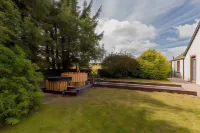 Rachel's Farm Luxury Escapes with Hot Tubs Hotels near Conic Hill