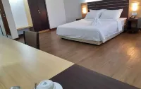Sara Hotel