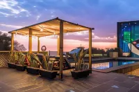 Cabane Container Hotel - Adults Only