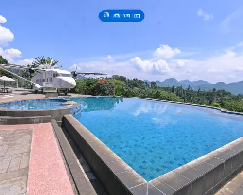 Glamping Taman Love 索良酒店