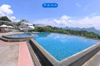 Glamping Taman Love Hotels in Cimaung