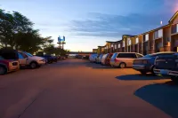 Super 8 by Wyndham Casper East/Evansville - Pysäköinti