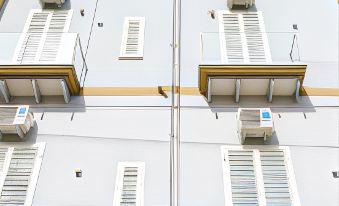 Rooftop Parthenopeo Contemporary Rooms