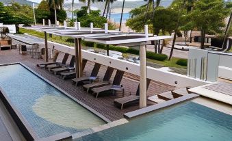 Ramada by Wyndham Acapulco Hotel & Suites