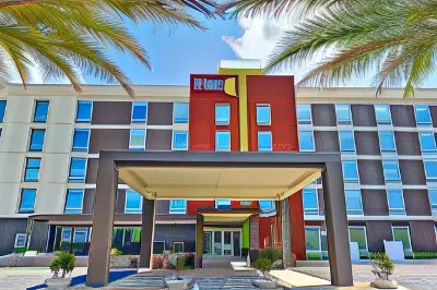 Home2 Suites by Hilton Sarasota I-75 Bee Ridge Hotels near Canine Club Dog Park