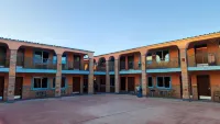 B&J Hotel and Apartments Các khách sạn ở Pecos