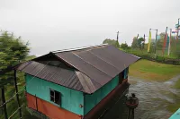 Vamoose Borong Polok Village Homestay Hotels in Ravangla