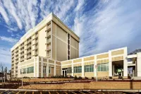 Holiday Inn Express & Suites Charleston Dwtn - Westedge Các khách sạn ở Charleston