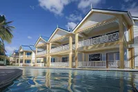 Villa Beach Cottages Hotels in Choc