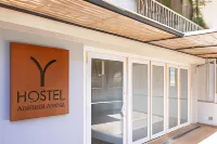 Y Hostel - Albergue Juvenil Hotels in La Bonanova