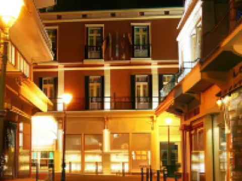 オールド タウン イン カヴァラのホテル