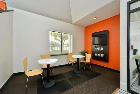 Motel 6 Plano, TX - West - Frisco