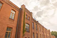 Hotelli Rakuuna Hotels near Biltema