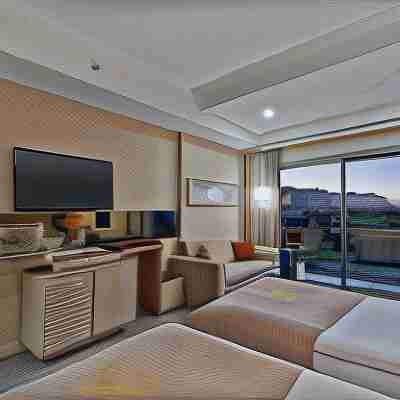Cratos Premium Hotel Casino & Spa Rooms