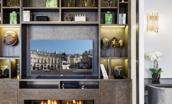 Luxury Apartment Paris Louvre II