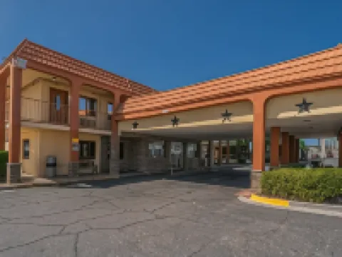 Super 8 by Wyndham El Paso Airport Hotels in El Paso