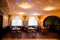 Oktyabryskaya Hotel