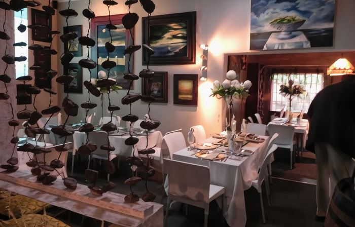 44 on Ennis Guest Lodge and Restaurant -