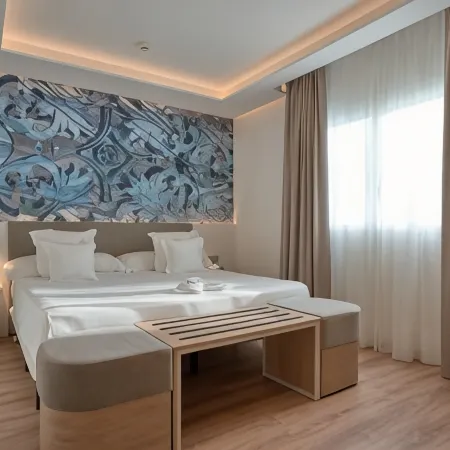 Monte Triana Sevilla Отели рядом с достопримечательностью «Небоскреб Torre Sevilla»