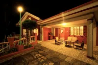 紅屋飯店 - B&B