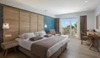 Hotel Tamaris - Pools